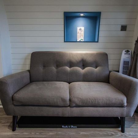 High Oaks Grange - Glamping Hotel Pickering Room photo