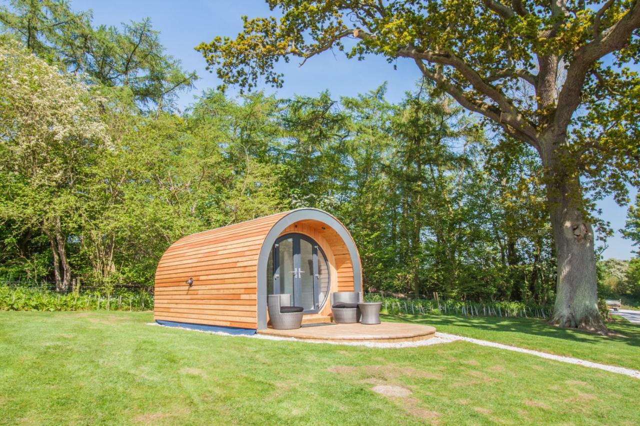 High Oaks Grange - Glamping Hotel Pickering Exterior photo